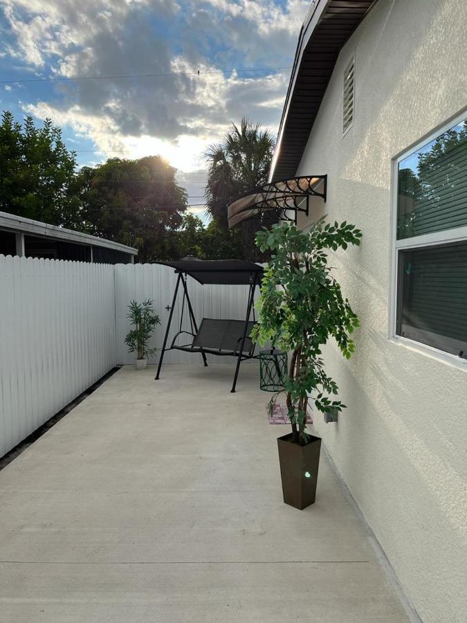 Incredible Comfortable Apartments Near The Airport And Beaches Tampa Exterior photo