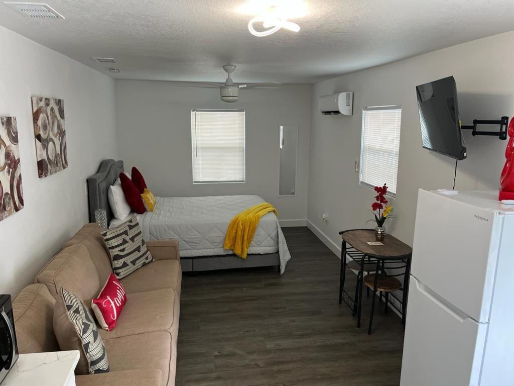 Incredible Comfortable Apartments Near The Airport And Beaches Tampa Exterior photo