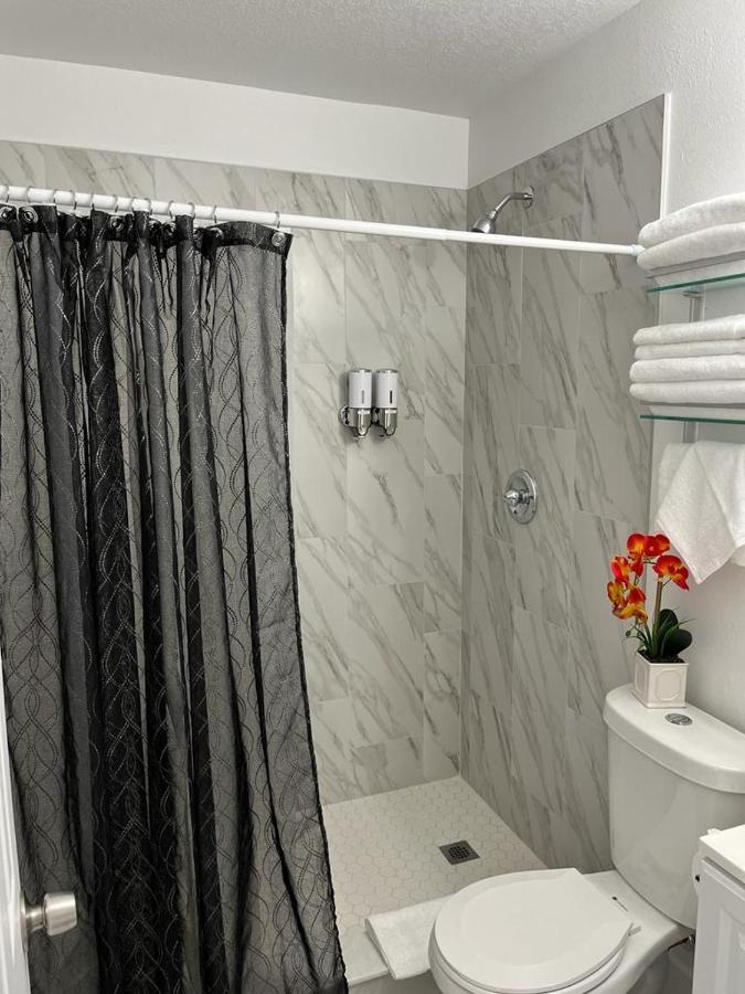 Incredible Comfortable Apartments Near The Airport And Beaches Tampa Exterior photo