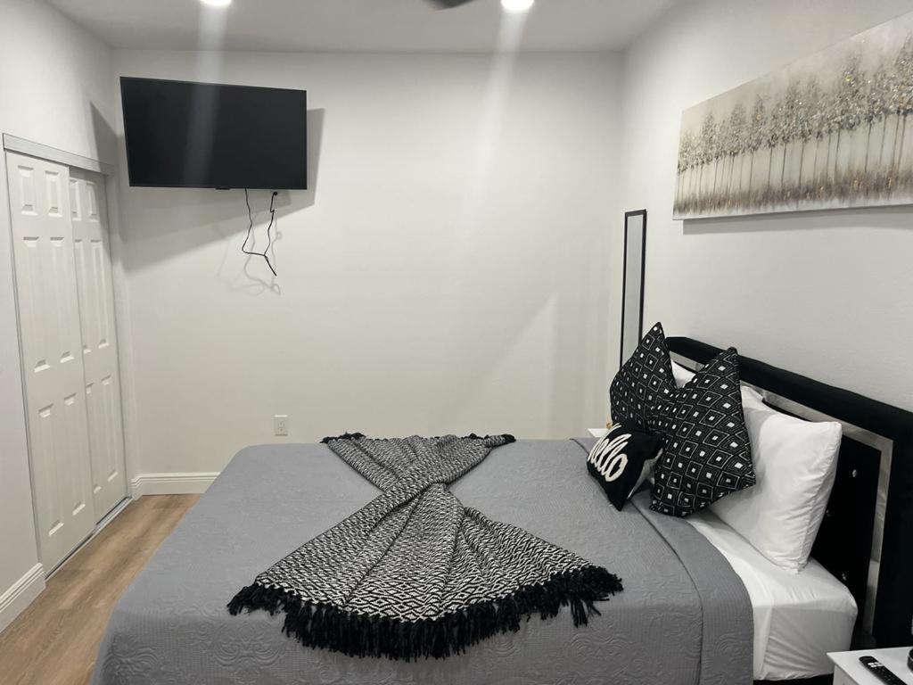Incredible Comfortable Apartments Near The Airport And Beaches Tampa Exterior photo